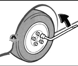 Необходимые инструменты и запасное колесо Toyota RAV4
