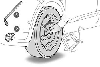 Установите колесо на ступицу Peugeot 3008